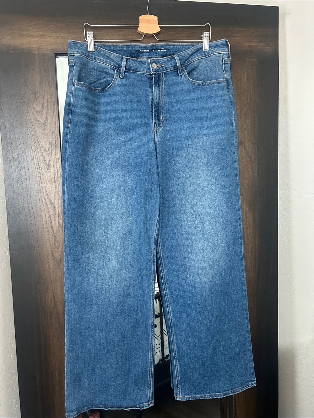Old Navy Women's Wow Wide-Leg Jeans size 16